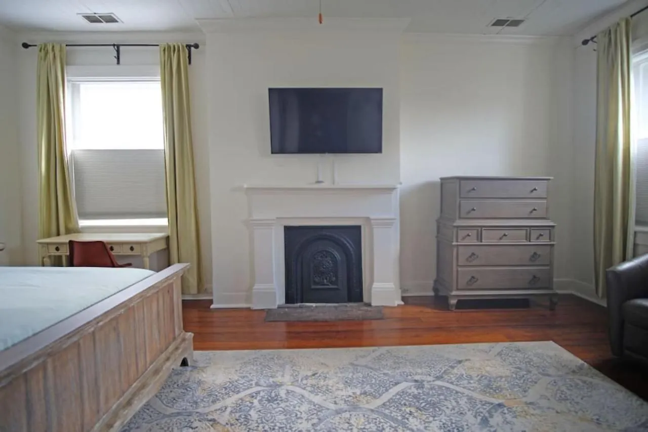 薩凡納8Br Historic Hamilton House别墅